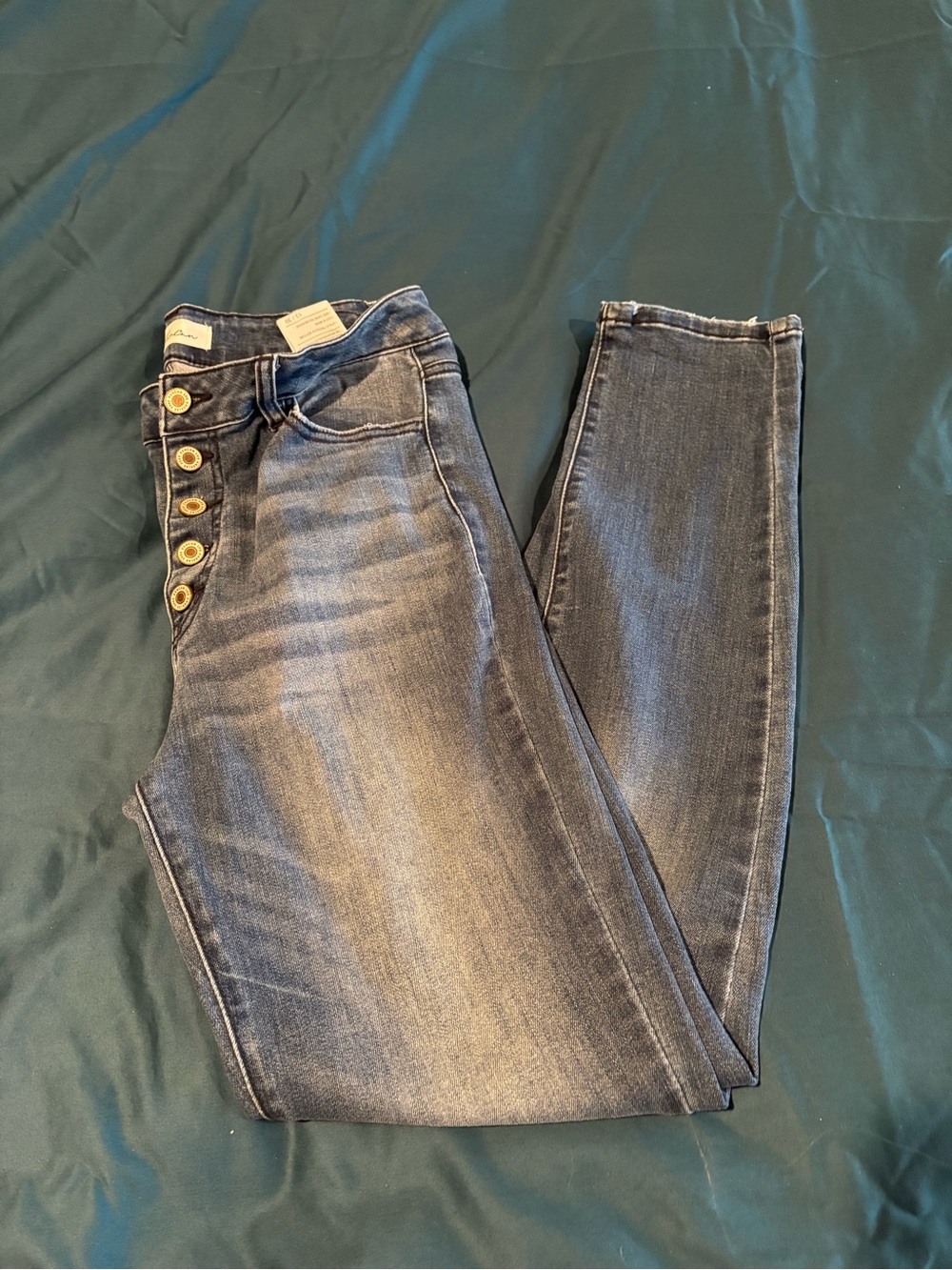 KanCan Women’s Skinny Jeans in Medium Blue Wash with Button-Fly